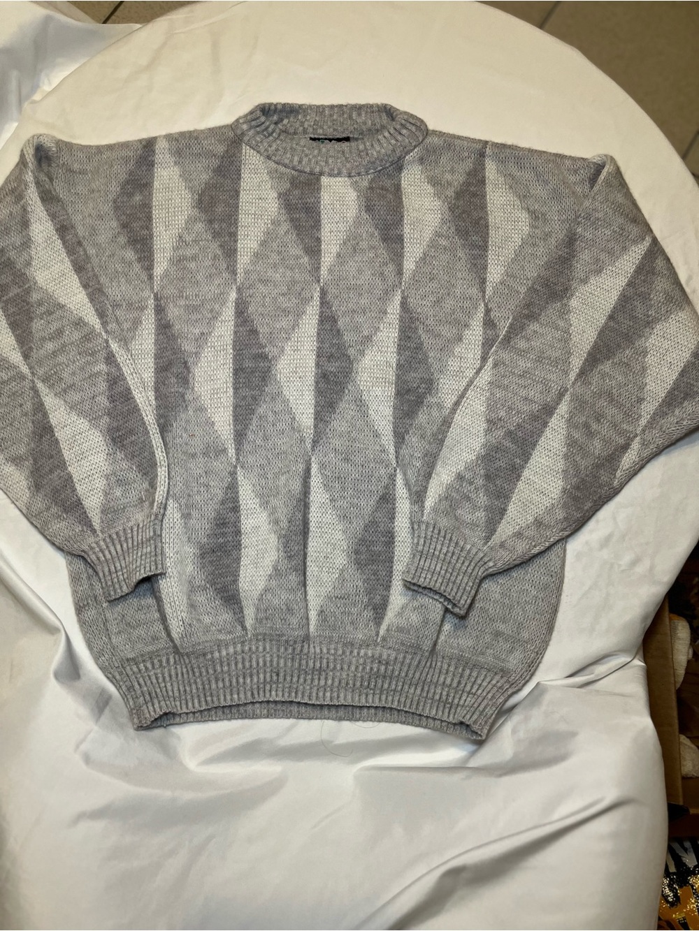 Vintage Kolore Knit Gray Diamond-Pattern Crewneck Sweater